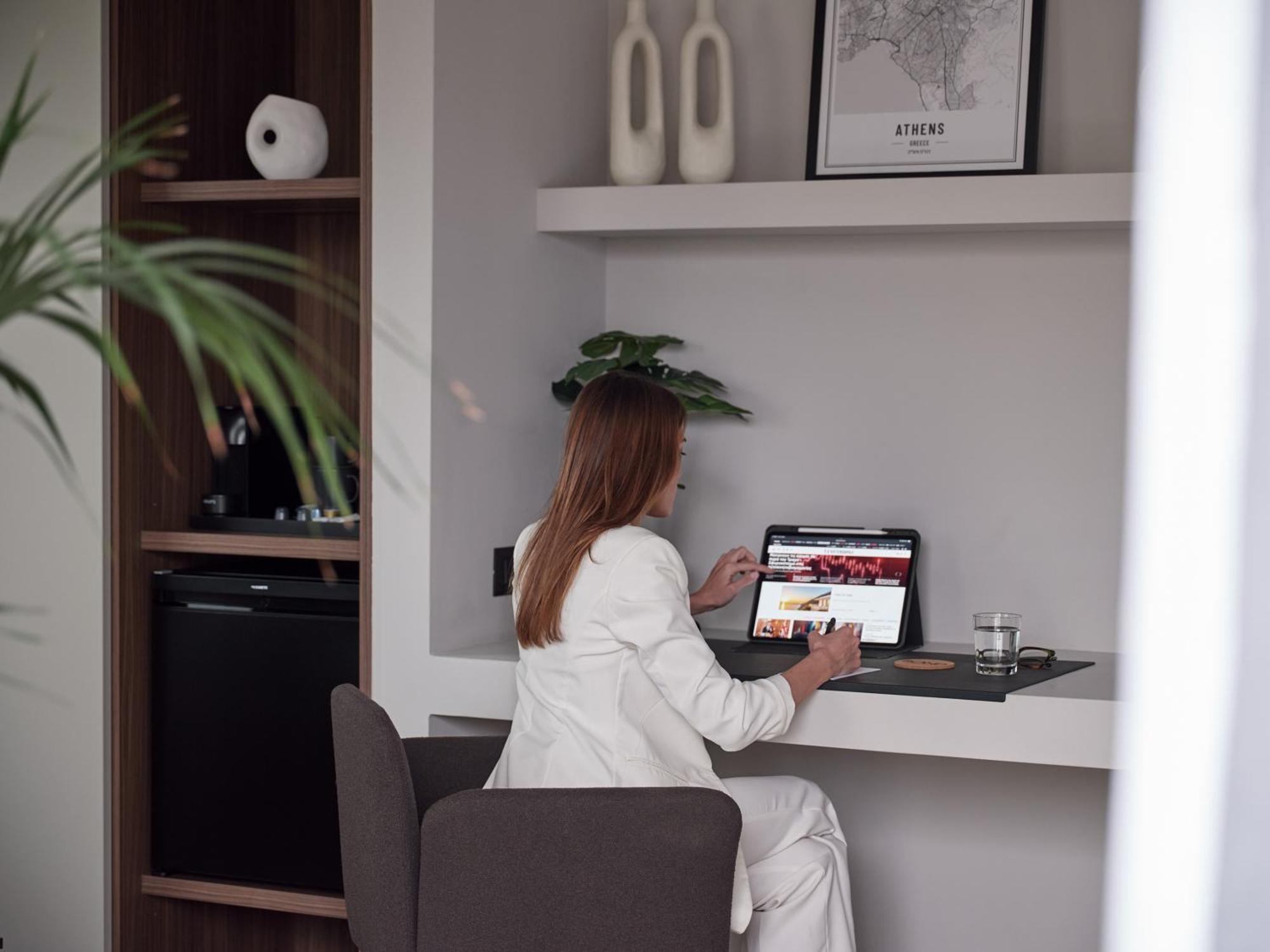 Bond Smart Living Suites アテネ エクステリア 写真